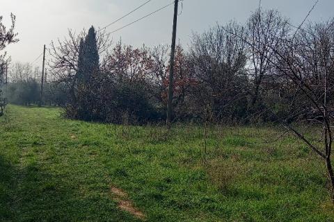 Pula,građevinsko zemljište u predgrađu