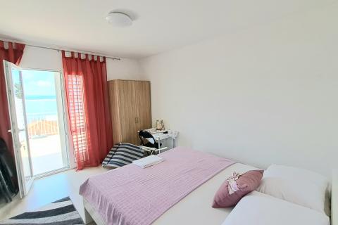 House Dramalj, Crikvenica, 758m2