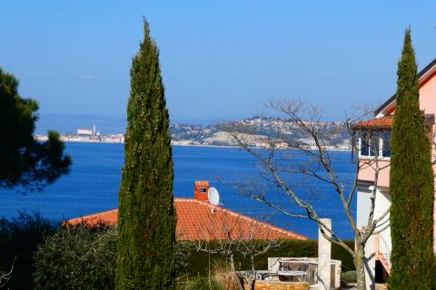 Umag, Crveni Vrh, iznimno građevinsko zemljište s projektom na top lokaciji s pogledom na more