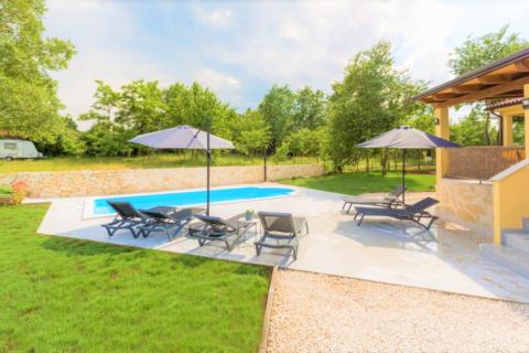 Дом Debeljuhi, Žminj, 154m2