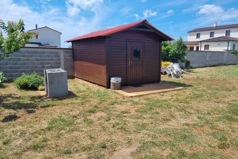 Istra, Loborika gradevinsko-poljoprivredno zemljište od 2321m2