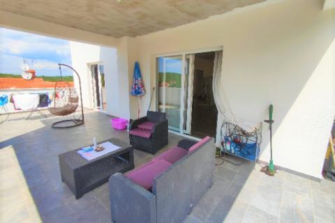 Huis Rovinjsko Selo, Rovinj, 150m2