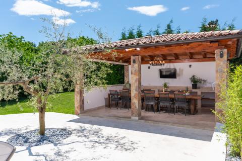 ISTRIA, PIĆAN - 3 holiday homes for 22 people 4500 m2 garden!