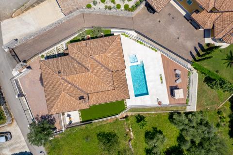 OPATIJA, - Vila 2. red do mora