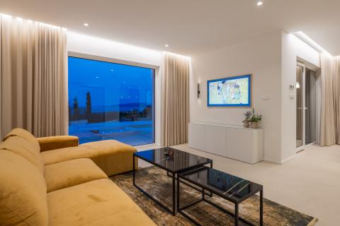 OPATIJA, - Vila 2. red do mora