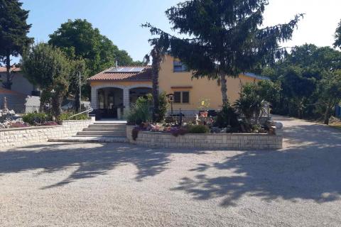 Hiša Sveti Lovreč, 171m2