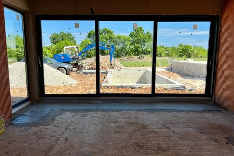 Istra, moderna vila s bazenom u manjem mjestu