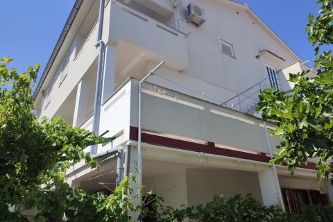 Дом Baška, 190m2