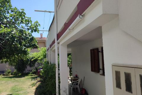 Дом Baška, 190m2