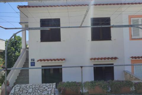 Дом Baška, 190m2