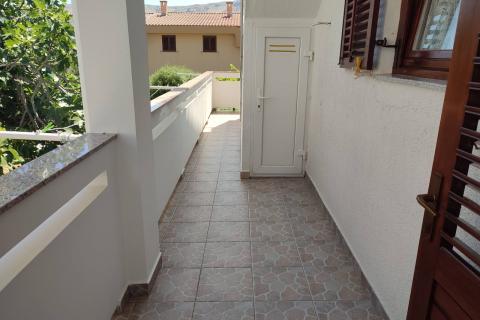 Дом Baška, 190m2