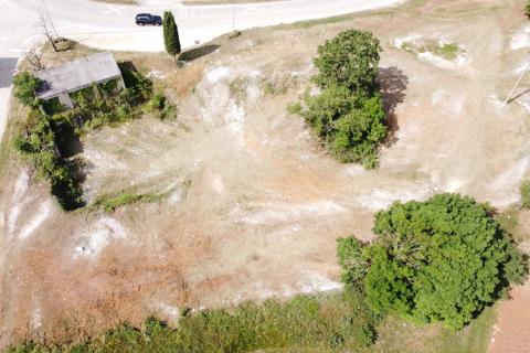 ISTRIA, ŽMINJ - Building plot 3640 m2 with building 57 m2