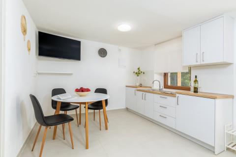 Istra,Šišan-renovirana kamena istarska kuća