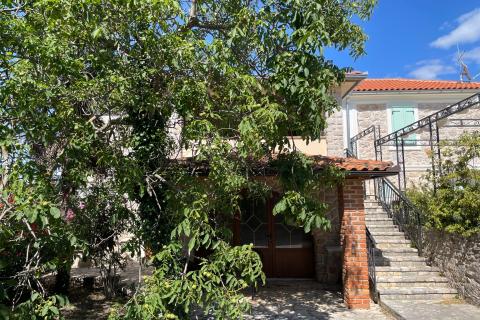 Krk, Gabonjin, authentisches Steinhaus mit Swimmingpool, 150 m2