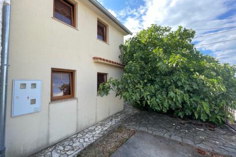 Krk, Gabonjin, authentisches Steinhaus mit Swimmingpool, 150 m2