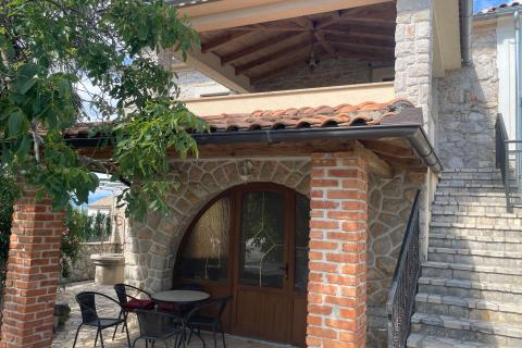 Krk, Gabonjin, authentisches Steinhaus mit Swimmingpool, 150 m2