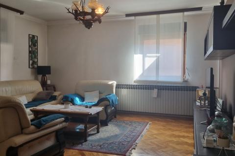 Zagreb, Trnava - kuća s okućnicom i garažom