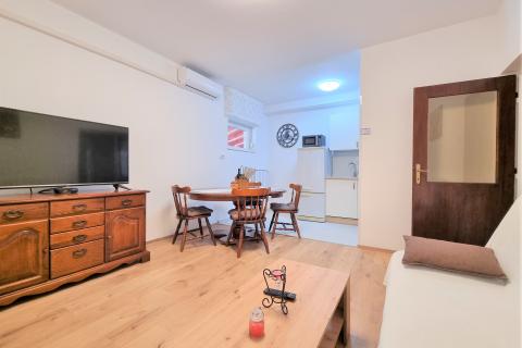 Condo/Apartment Mučići, Matulji, 80m2