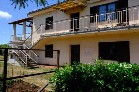 ISTRA, Marčana - Kuća 150m2 na okućnici od 1900m2