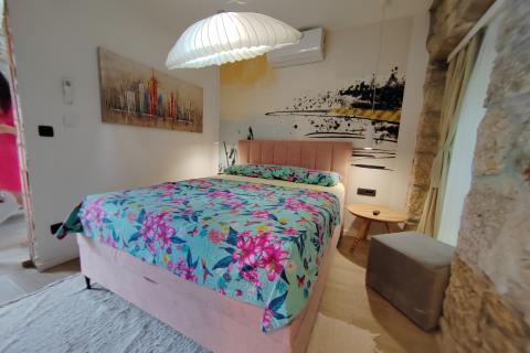 OTOK KRK,DOBRINJ -moderno  kamena villa sa bazenom