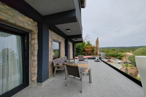 OTOK KRK,DOBRINJ -moderno  kamena villa sa bazenom