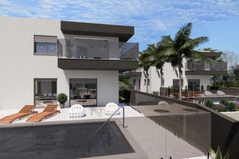 Istra, Loborika, kuća s bazenom