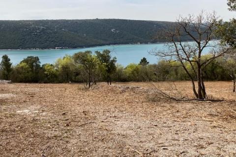 ISTRA, TRGET - građevinsko zemljište pogled more