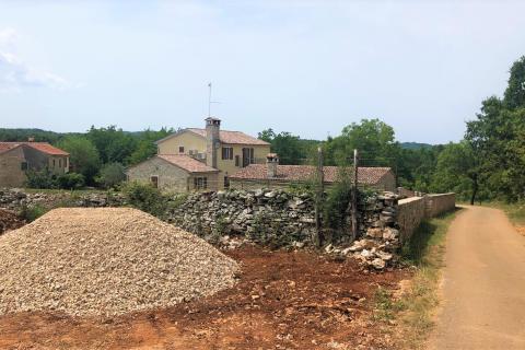 Makovci, Grožnjan, 757m2