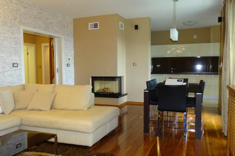 Opatija, Ičići, stan 150m2, pogled, garaža, 200m od mora