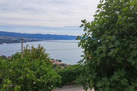 Opatija,- građevinsko zemljište iznad Opatije