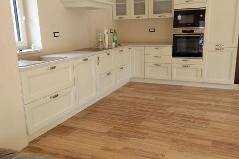 Višnjan, predivna kamena vila sa bazenom u izgradnji i pogledom na more