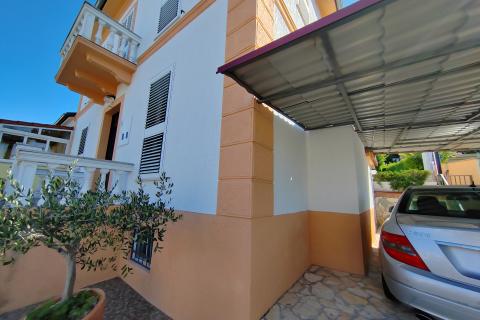 Casa Malinska, Malinska-Dubašnica, 220m2