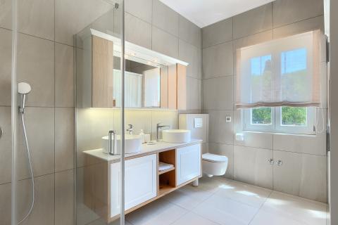 Rovinj 7km-savršena dizajnerska luksuzna vila na 1200m2 okućnice