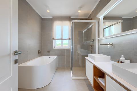 Rovinj 7km-savršena dizajnerska luksuzna vila na 1200m2 okućnice