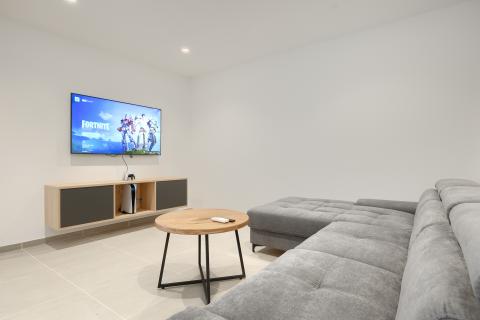 Rovinj 7km-savršena dizajnerska luksuzna vila na 1200m2 okućnice