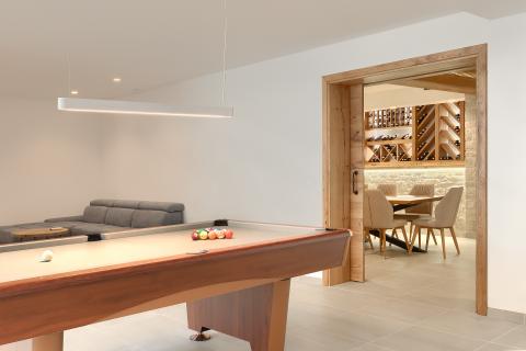 Rovinj 7km-savršena dizajnerska luksuzna vila na 1200m2 okućnice