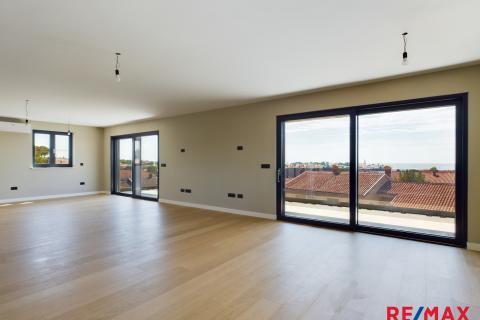 Wohnung Poreč, 253m2