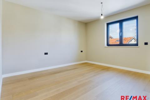 Wohnung Poreč, 253m2