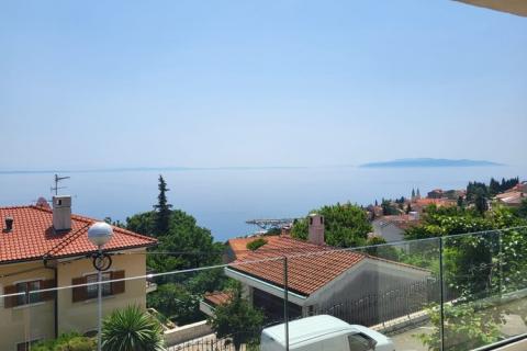 Volosko, Opatija, 121,35m2