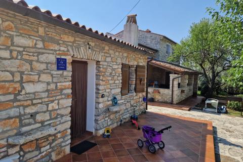 Istra,Galižana - uređeno imanje sa tri kuće