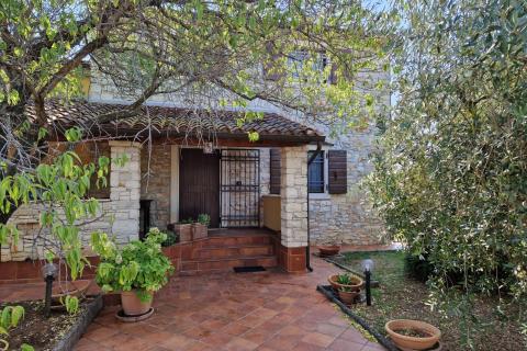 Istra,Galižana - uređeno imanje sa tri kuće