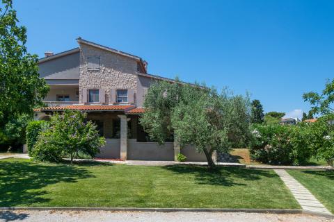 Hiša Ližnjan, 450m2