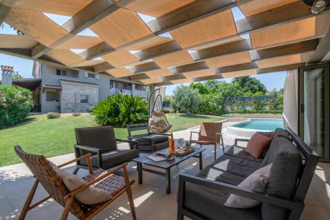 Hiša Ližnjan, 450m2