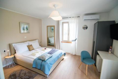 Hiša Ližnjan, 450m2