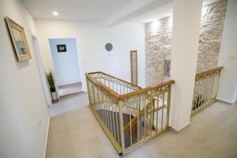 Hiša Ližnjan, 450m2