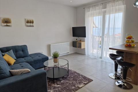 Matulji - centar, dvosoban stan za najam