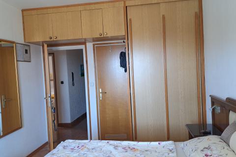 Lovran,višestambena obiteljska kuća s pogledom na more