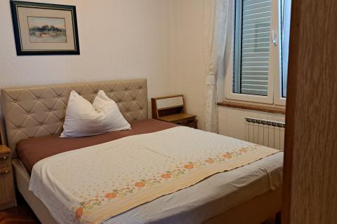 Lovran,višestambena obiteljska kuća s pogledom na more