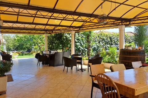 Lovran,višestambena obiteljska kuća s pogledom na more