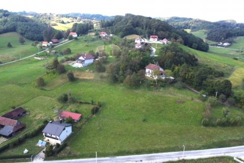 Zaprešić, Luka, građevinsko zemljište 4228 m2